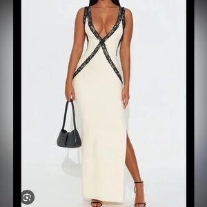Black & white bandage maxi dress with lace